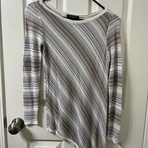 White House Black Market Gray and White Asymmetrical Ribbed Long Sleeve Blouse